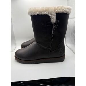 NWT Airwalk Faux Leather Winter Boots Faux Fur Trim Brown Buckle Detail Sz 7.5